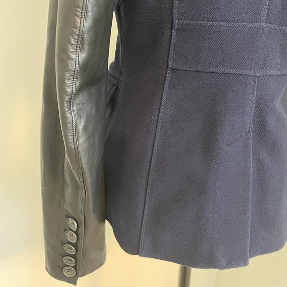 Burberry leather and wool jacket - Picture 4 of 9